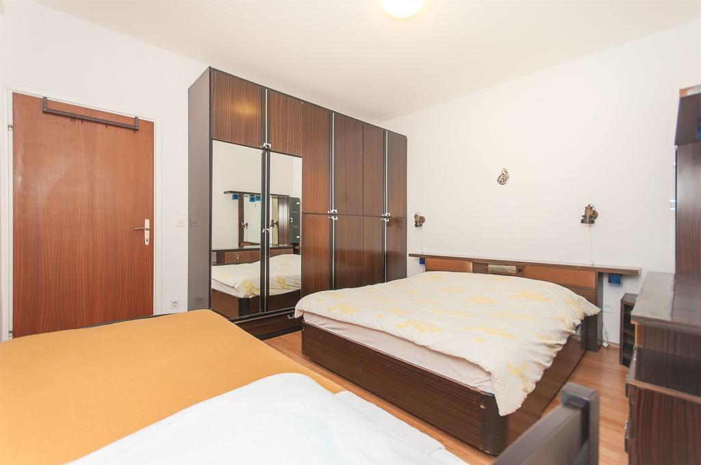 Apartments Natasa Trogir Exterior foto